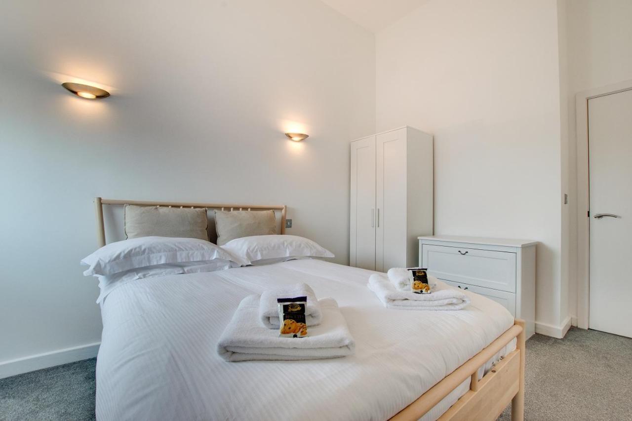 Crown Apartments 5A By Week2Week Newcastle upon Tyne Bagian luar foto